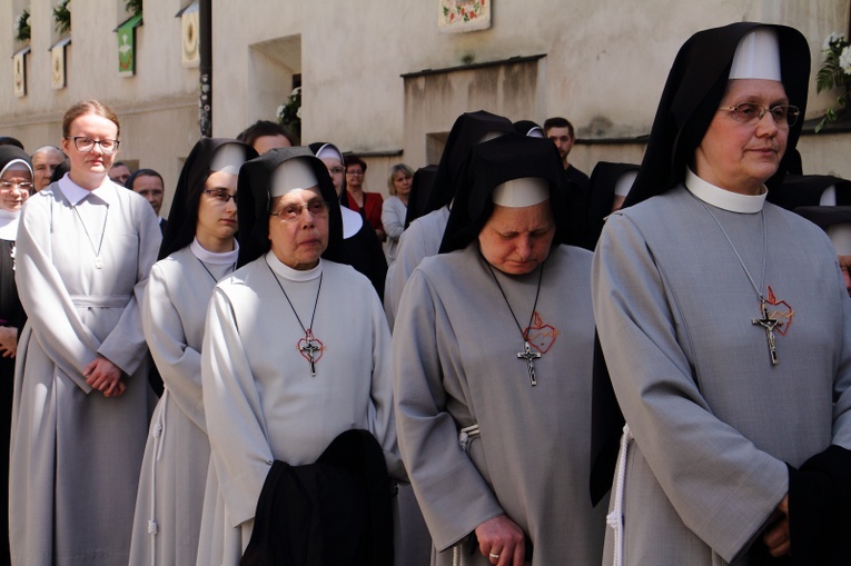 Boże Ciało 2021. Procesja z Wawelu na Rynek Główny