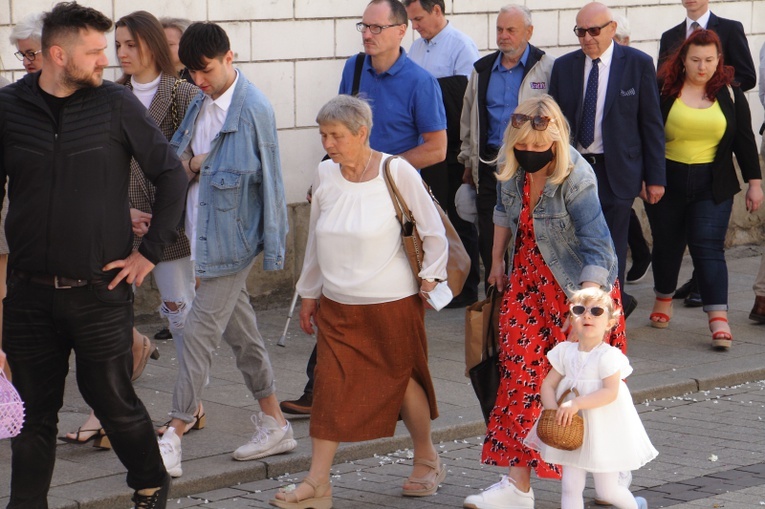 Boże Ciało 2021. Procesja z Wawelu na Rynek Główny