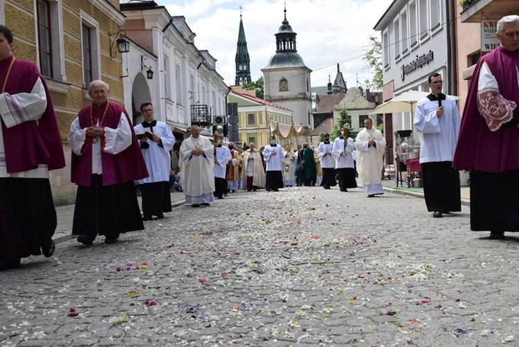 Sandomierz. Uroczystość Bożego Ciała w katedrze