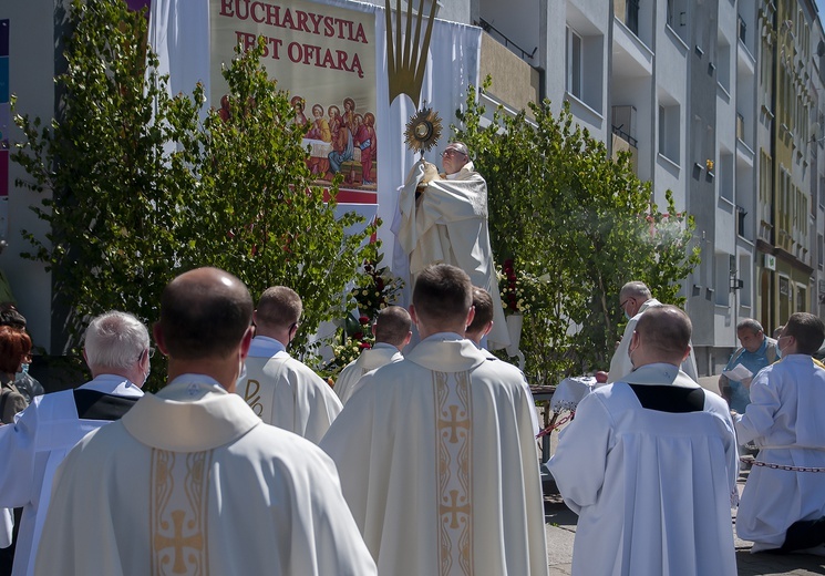 Procesja Bożego Ciała w Kołobrzegu, cz. 2