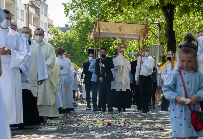 Procesja Bożego Ciała w Kołobrzegu, cz. 2