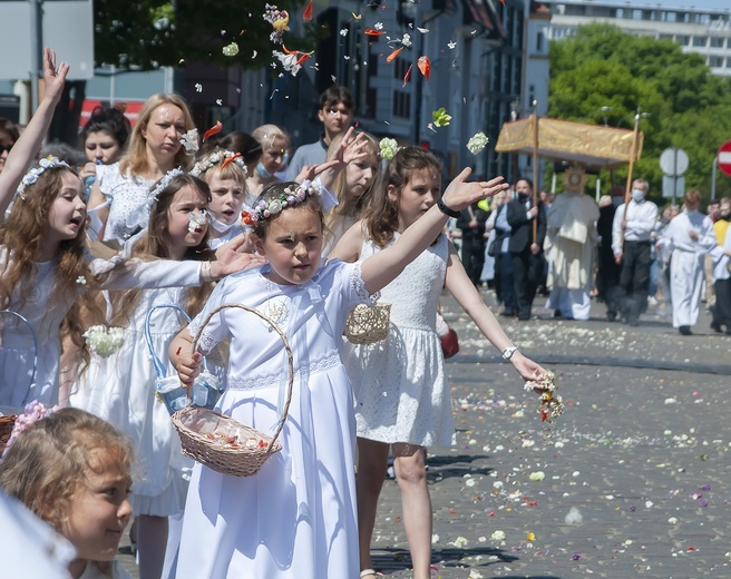 Procesja Bożego Ciała w Kołobrzegu, cz. 3