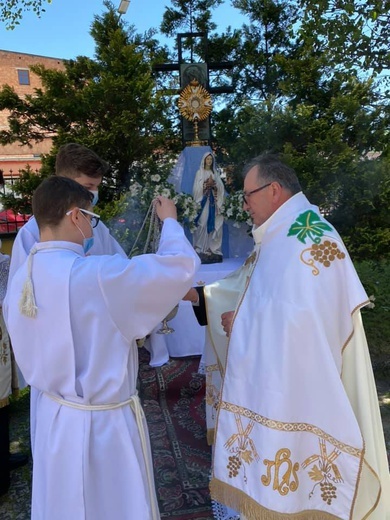 Boże Ciało u św. Jerzego w Dzierżonowie