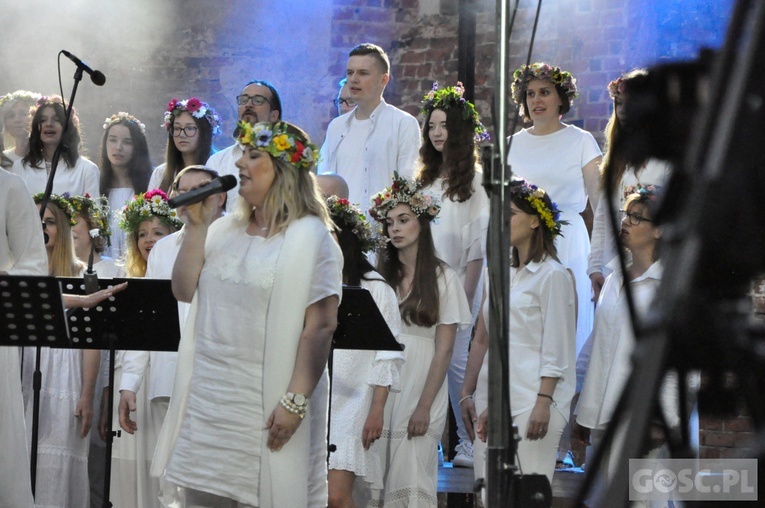 Uwielbienie w Głogowie