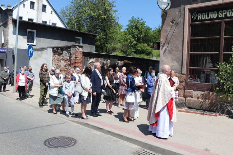 Boże Ciało u św. Barbary i w Zmartwychwstaniu w Wałbrzychu