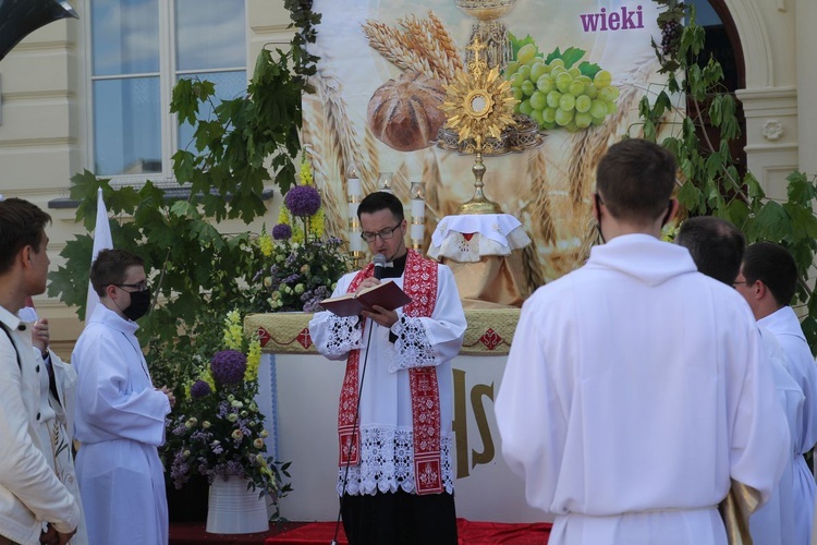 Uroczystość Bożego Ciała w parafii konkatedralnej w Żywcu - 2021