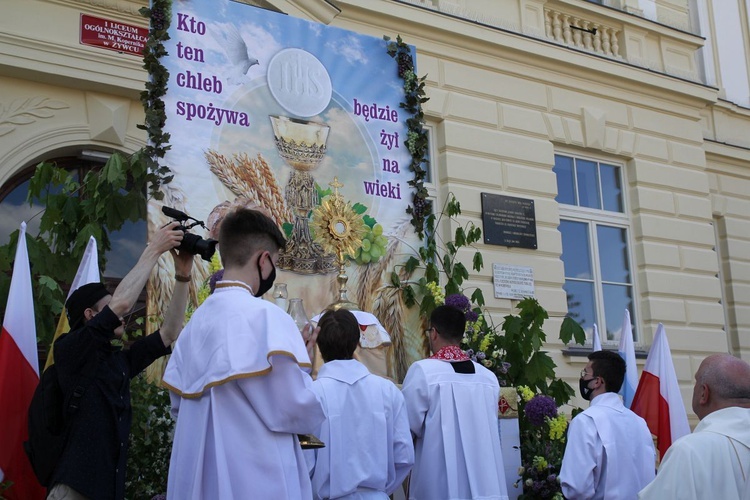 Uroczystość Bożego Ciała w parafii konkatedralnej w Żywcu - 2021