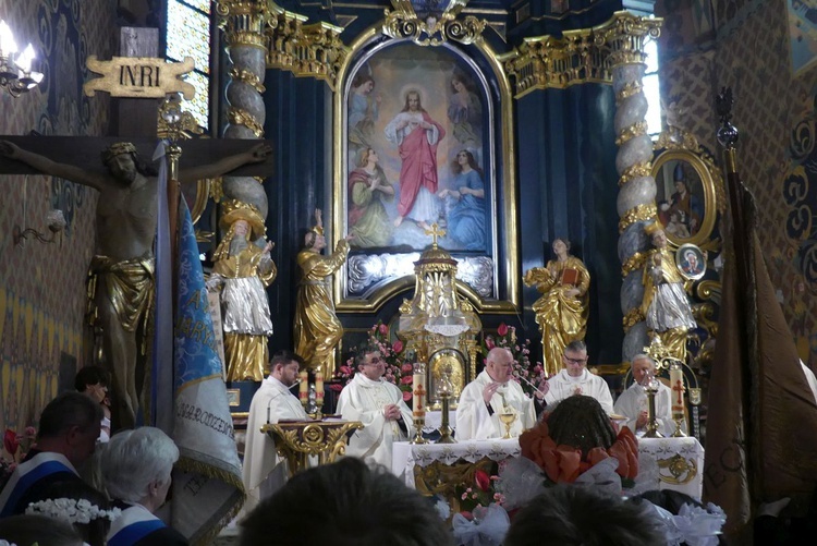 Uroczystość Bożego Ciała w parafii konkatedralnej w Żywcu - 2021