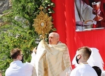 Uroczystość Bożego Ciała w parafii konkatedralnej w Żywcu - 2021