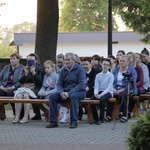 Uwielbienie w Wysokienicach. Boże Ciało