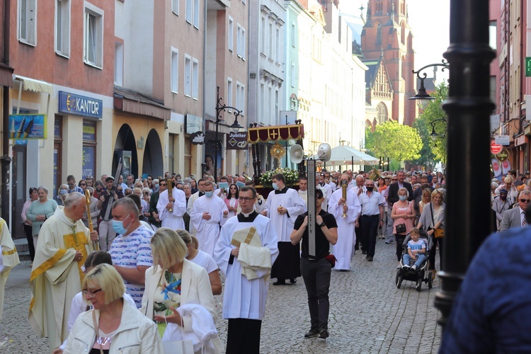 Przepiękna procesja