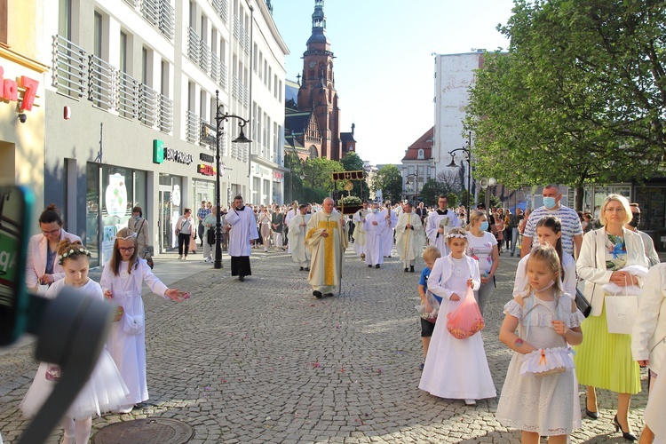 Przepiękna procesja