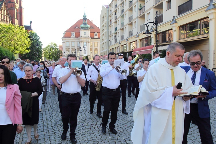 Przepiękna procesja