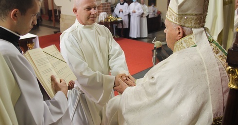 Diecezja. Rusza kształcenie diakonów stałych