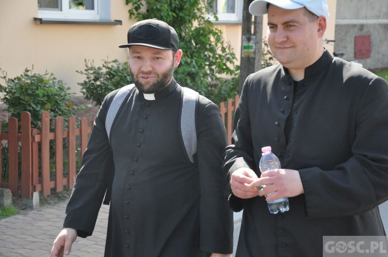 Z Paradyża do Rokitna o powołania