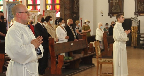 Święcenia diakonatu w Koszalinie cz. 1