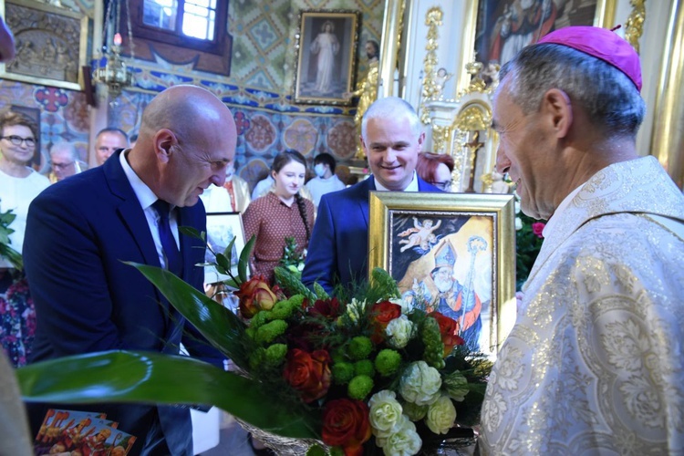 Parafialne dziekczynienie w Tymowej