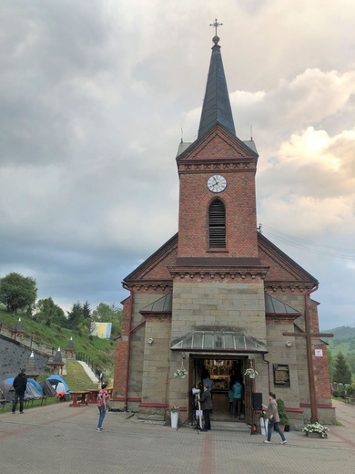 Wieczór uwielbienia z Fausystemem w Rycerce Górnej