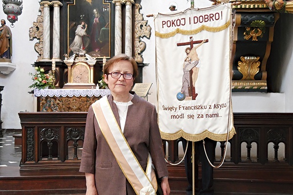▲	S. Elżbieta Hetko OFS profesję wieczystą złożyła 14 maja 1995 r.