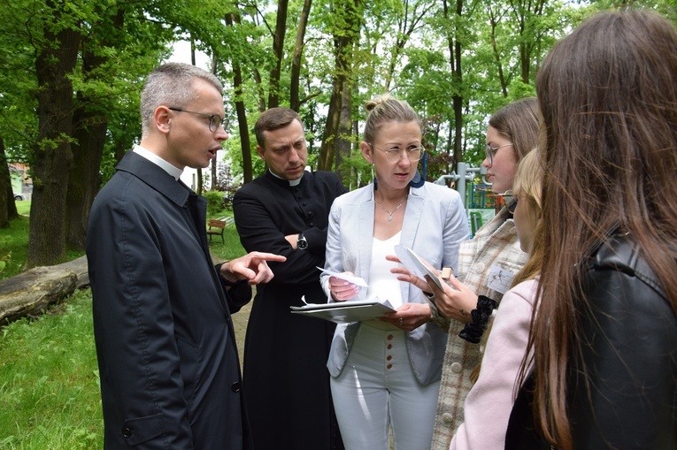 Wiejska gra terenowa z kard. Stefanem Wyszyńskim