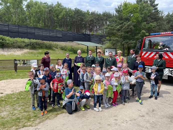 Myśliwi pamiętają o dzieciach