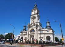 Kościół NSJ na osiedlu Glinice.