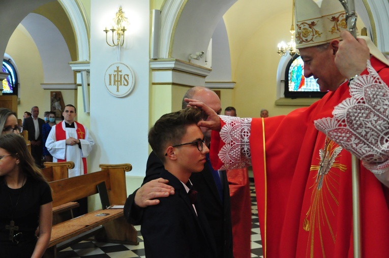 Bierzmowanie w Żabnie