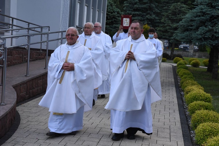 40 lat parafii w Mokrzyskach 