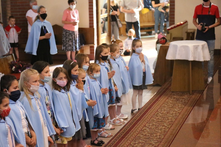 Brzesko. Przyjęcie ministrantów i deesemek