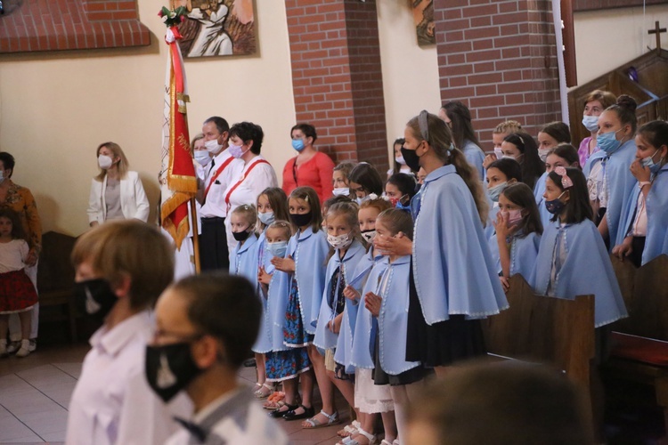 Brzesko. Przyjęcie ministrantów i deesemek