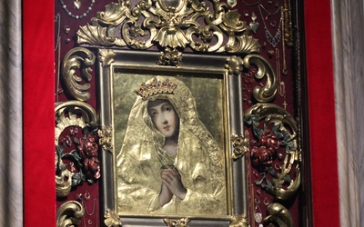 Przygotowanie do 25. rocznicy koronacji obrazu Matki Bożej Adorującej