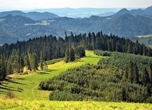 Beskidy. Pogoda piękna, ale uwaga po południu mogą nadejść burze