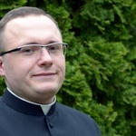Dk. Artur Spasiński z parafii św. siostry Faustyny w Groszowicach.