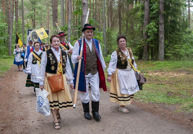 Kaszubski odpust na Świętej Górze Polanowskiej, cz. 1