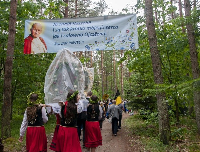 Kaszubski odpust na Świętej Górze Polanowskiej, cz. 1