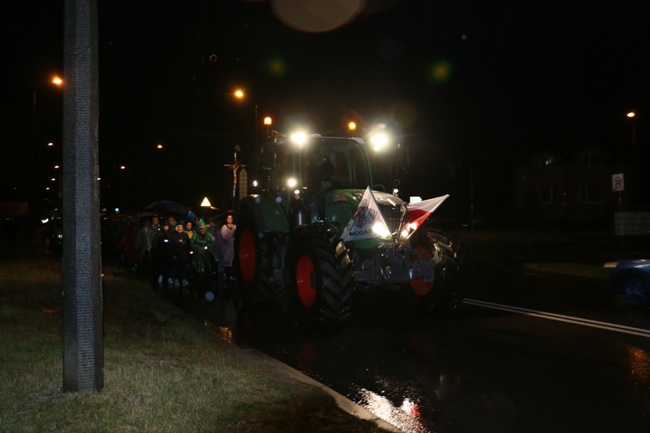 Nocna Pielgrzymka Kobiet z Radomia do Starej Błotnicy