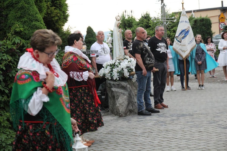 Relikwie św. Teresy od Dzieciątka Jezus i jej rodziców, Ludwika i Zelii Martin w Kalnej