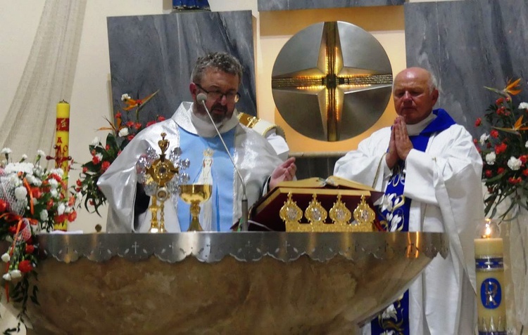 Relikwie św. Teresy od Dzieciątka Jezus i jej rodziców, Ludwika i Zelii Martin w Kalnej