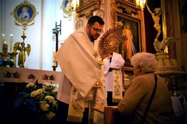 VIII Diecezjalna Pielgrzymka Kobiet - błogosławieństwo