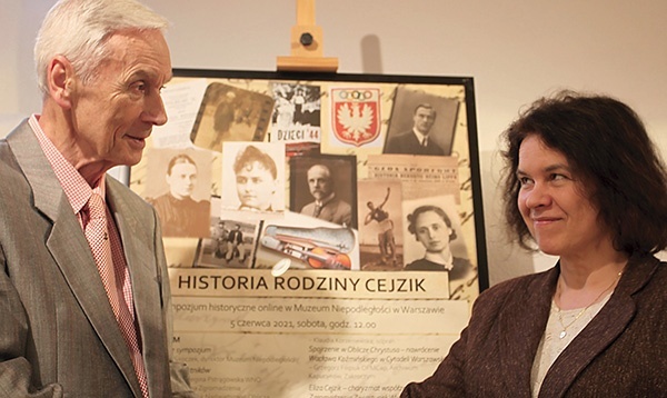 Jerzy Mirecki i dr Monika Waluś podczas sesji w Muzeum Niepodległości w Warszawie.