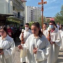 Albańscy ministranci i ministrantki nie wstydzą się wyznawanej wiary