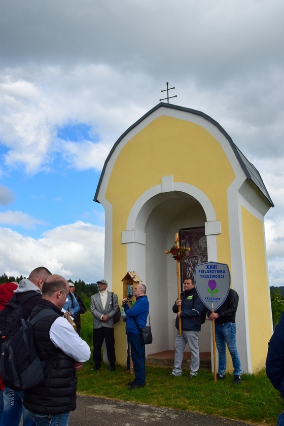 Przyszli do Matki