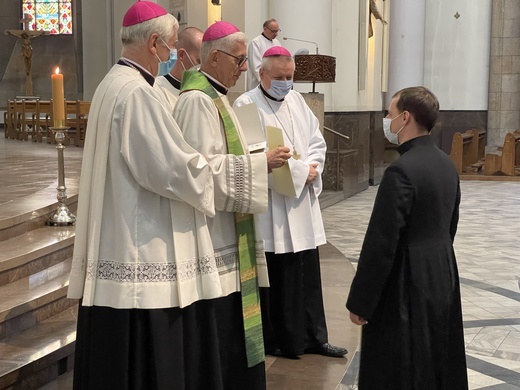 Nowe dekrety dla wikariuszy cz. 2