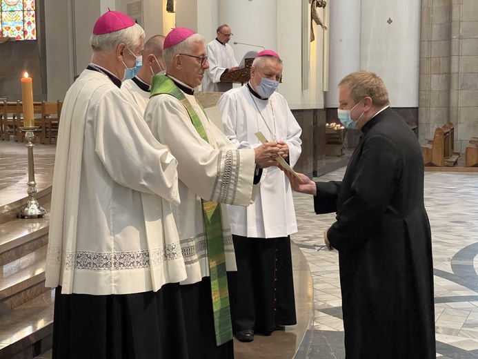 Nowe dekrety dla wikariuszy cz. 2