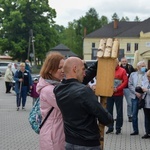 Przyszli do Matki