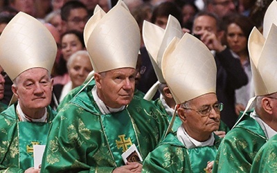 Papież chce zaangażować w prace synodu nie tylko biskupów, ale cały lud Boży.
