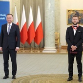Prezydent odznaczył Jakuba Błaszczykowskiego Krzyżem Komandorskim OOP