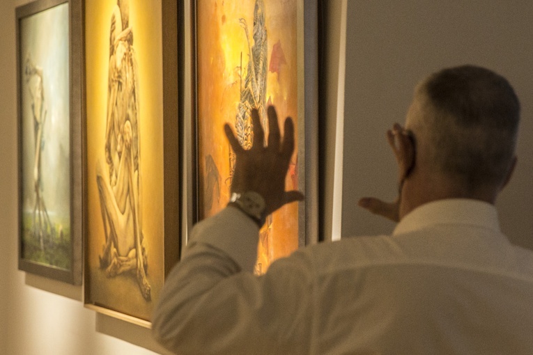 Beksiński - kolekcja Anny i Piotra Dmochowskich w Muzeum Archidiecezji Warszawskiej