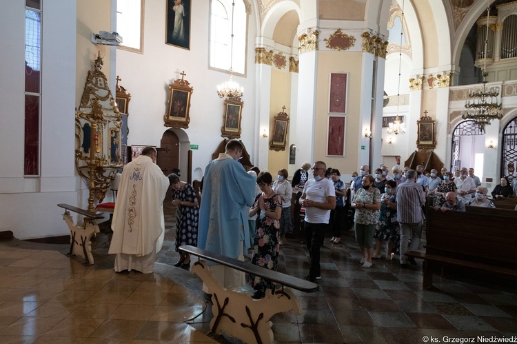 Pielgrzymka osób posługujących w parafiach do Rokitna