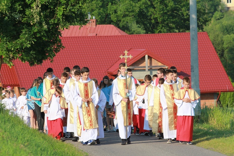 Organy i ołtarz w Pogwizdowie